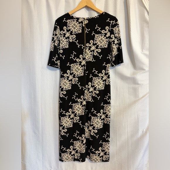 RN Studio black & white short sleeve stretch dress size 8 - Picture 3 of 7